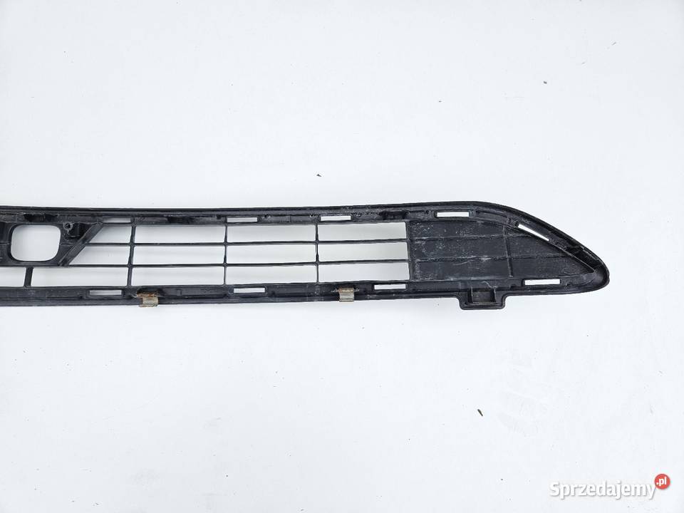 TOYOTA RAV4 IV KRATKA ŚRODKOWA ZDERZAKA PRZÓD osobowe