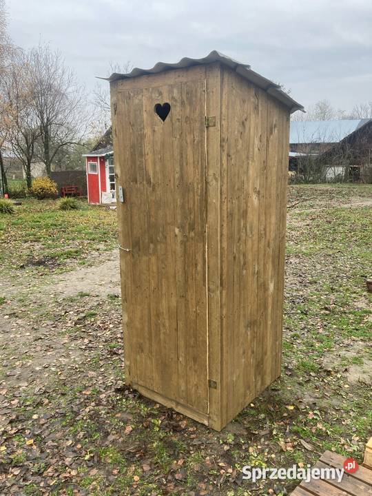 Wychodek kibel kibelek WC sławojka toaleta małopolskie Proszowice