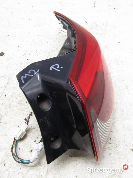 LAMPA TYLNA PRAWY TYŁ MAZDA 2 DJ D09K51150 sprzedam