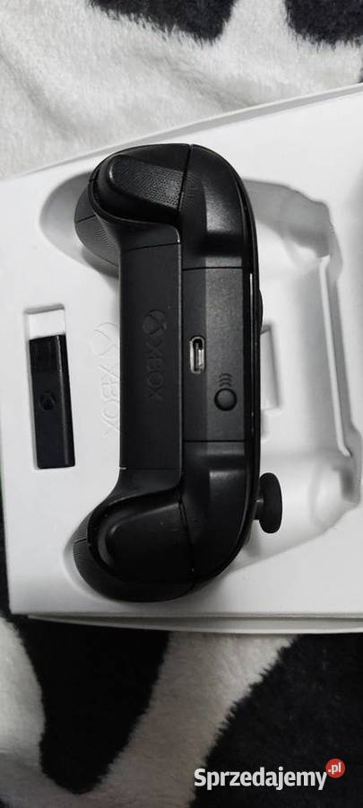 Pad Xbox Series XS STAN IDEALNY