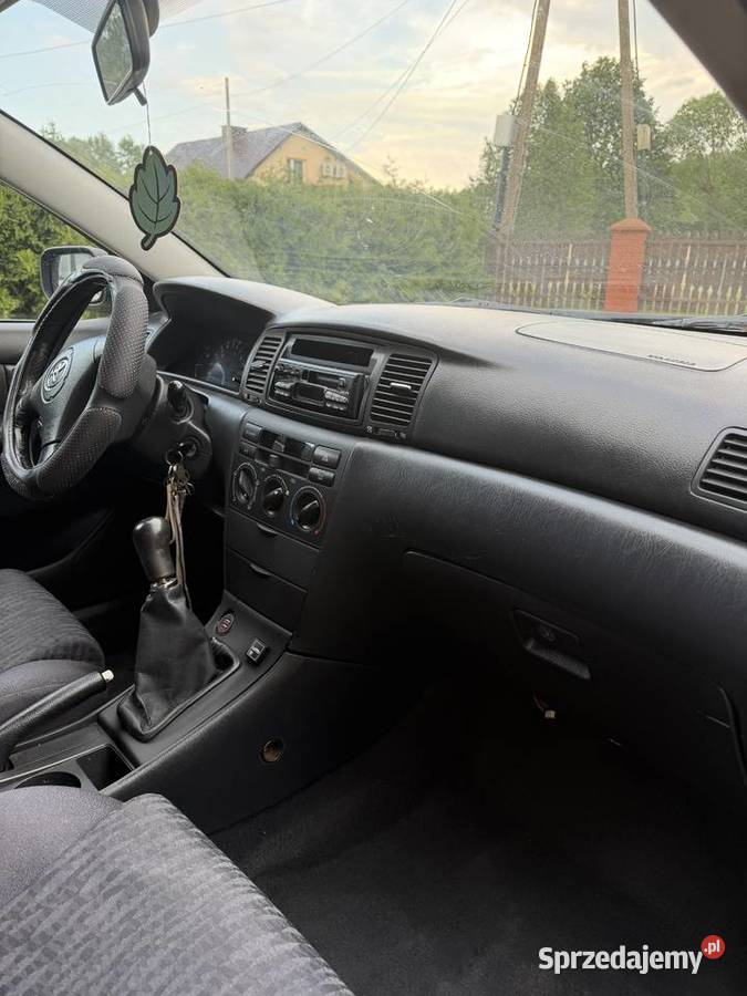 Toyota Corolla E12 2002 BenzynaGaz Rok produkcji 2002 Corolla Gwoździec