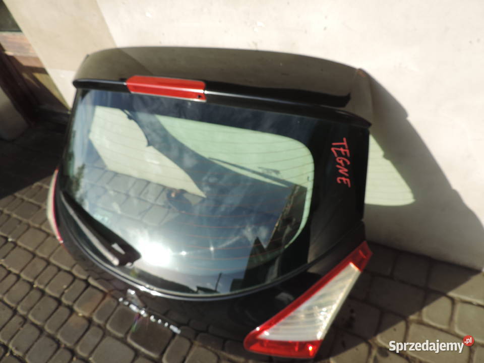 RENAULT MEGANE 3 III HB KLAPA TYLNA BAGAŻNIKA Rok produkcji 2010 Nowy Sącz sprzedam