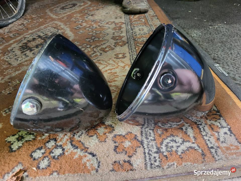 Dwie skorupy reflektora do Ursus C25C28 Żyrardów