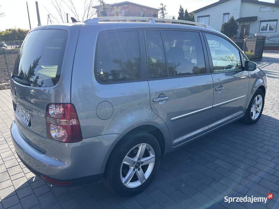 Volkswagen Touran 20TDI 170 Highline 7os szary Kalisz