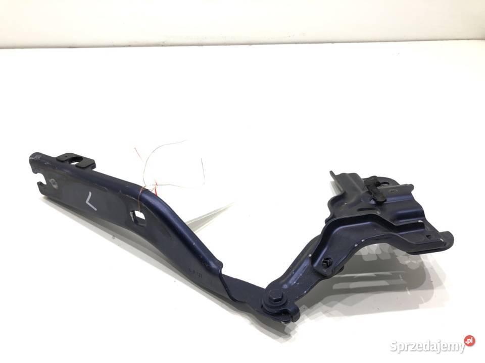 ZAWIAS MASKI LEWY PRZÓD AUDI Q3 II SUV Navarra