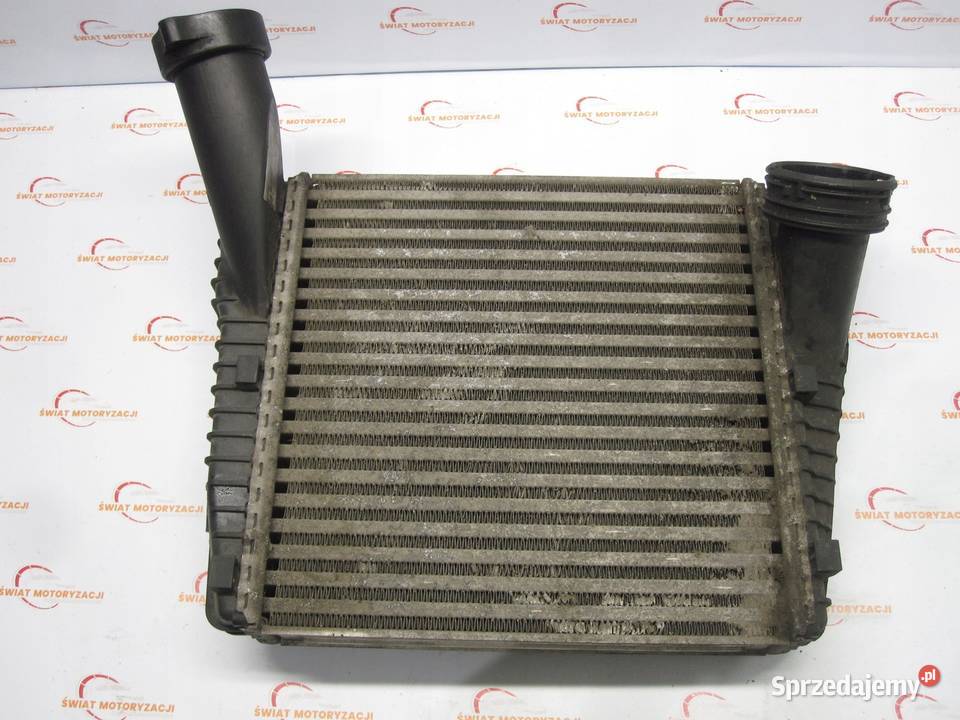 VW TOUAREG I 7L 04r intercooler 7L0145803A