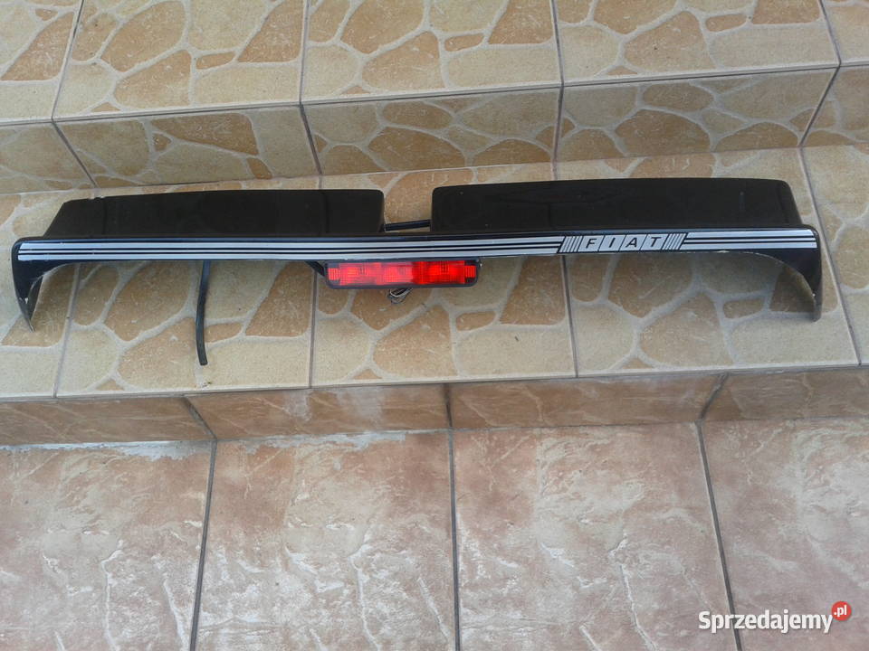 SpojlerOwiewka szyby tył FIAT 126p Gostynin