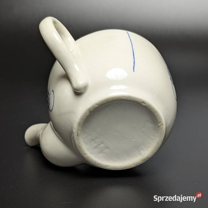 Filiżanka z dzióbkiem z XIX wieku Legnica