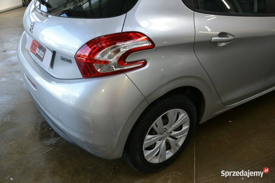 Peugeot 208 12 benzyna 82 klimatyzacja tablet Kęty