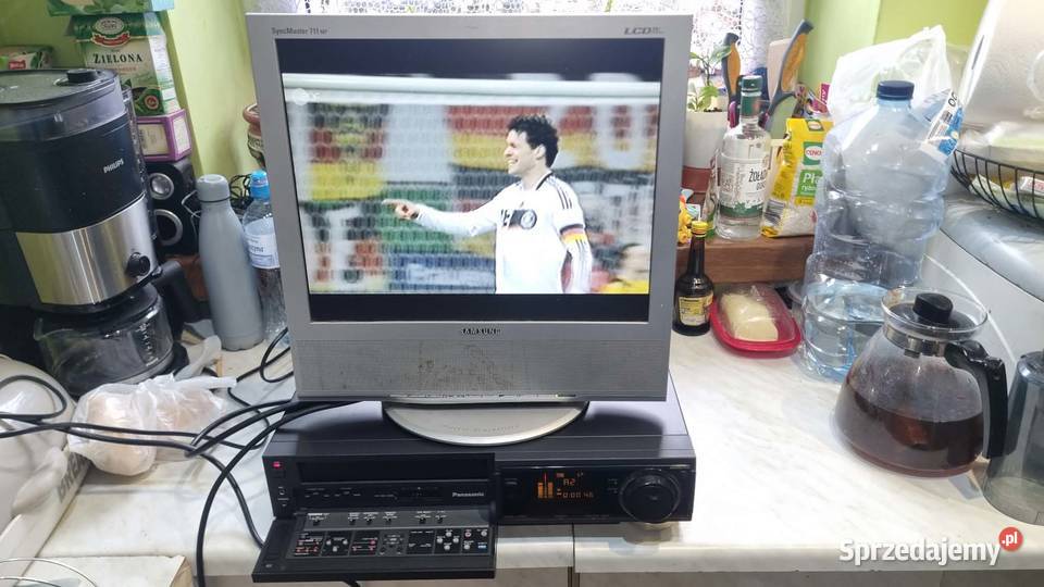 Magnetowid SVHS Panasonic NVFS88 Super VHS łódzkie Warta