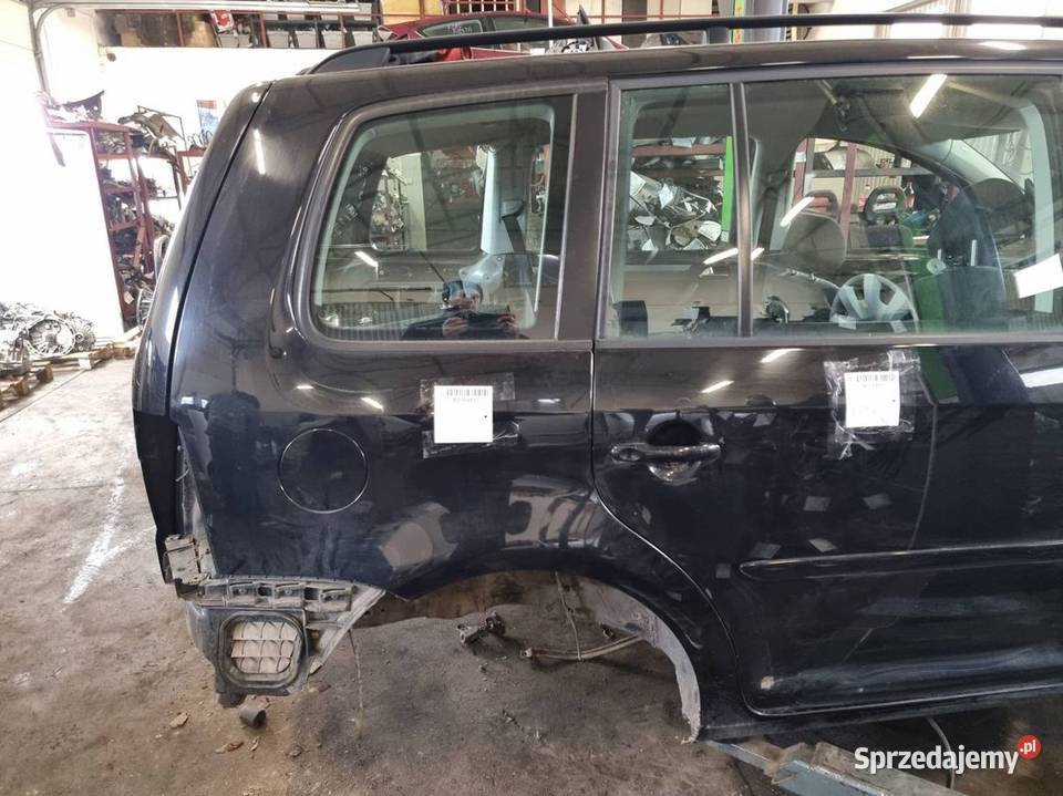 ĆWIARTKA BŁOTNIK PRAWY TYŁ VOLKSWAGEN TOURAN osobowe Pozostałe Lipno