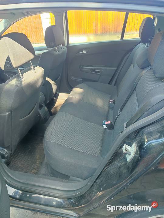 Opel Astra H 19 CDTI 150 ooni Radom