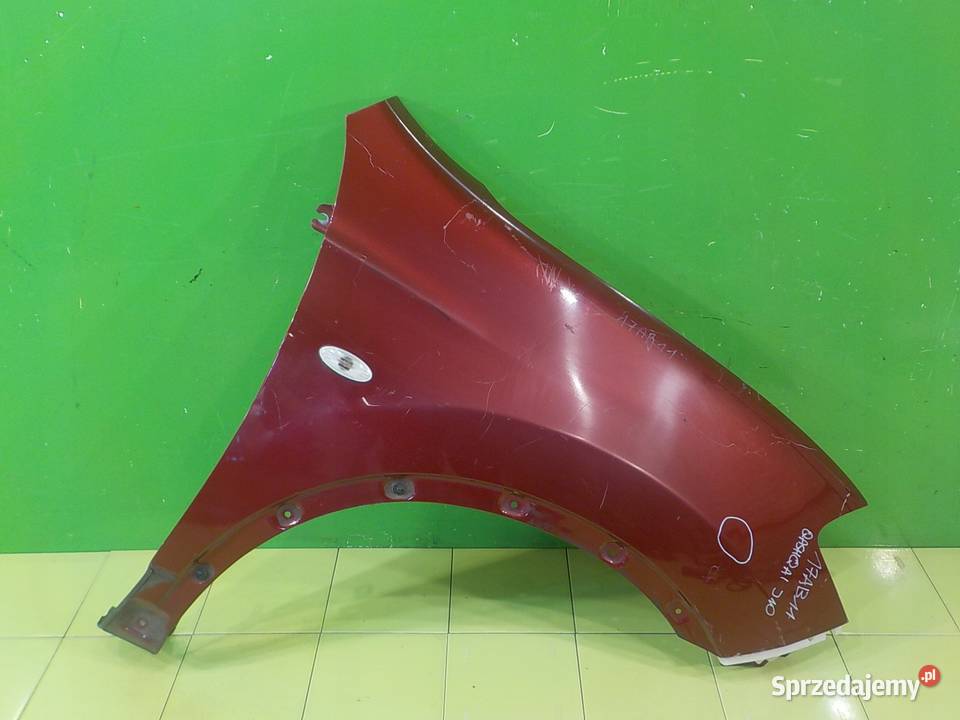 NISSAN QASHQAI J10 LIFT 10r 5D blotnik prawy