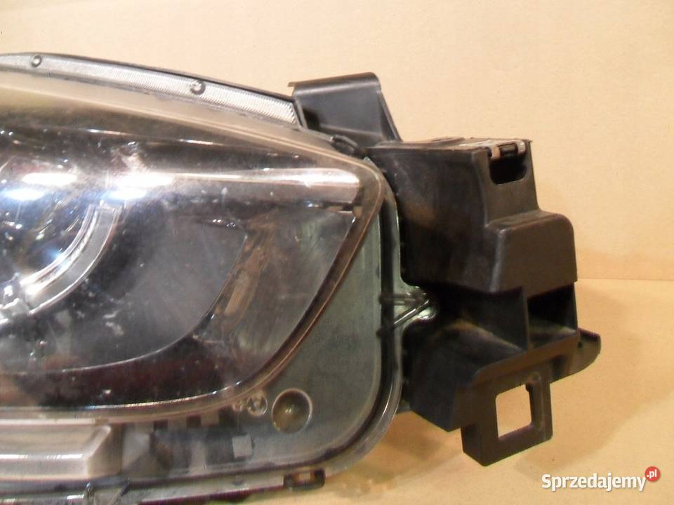 Mazda CX5 KE 2012 2013 2014 2015 reflektor prawy