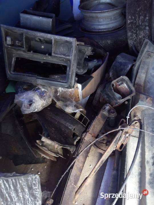 fiat126p Części zabytek Nienadówka sprzedam