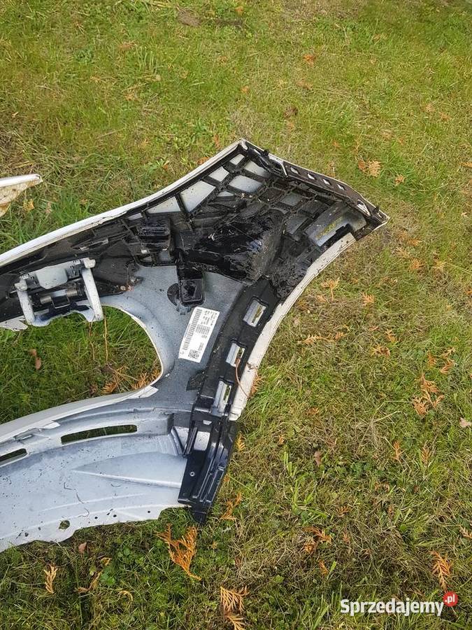 Mercedes x156 gla zderzak przód biały TANIO pdc