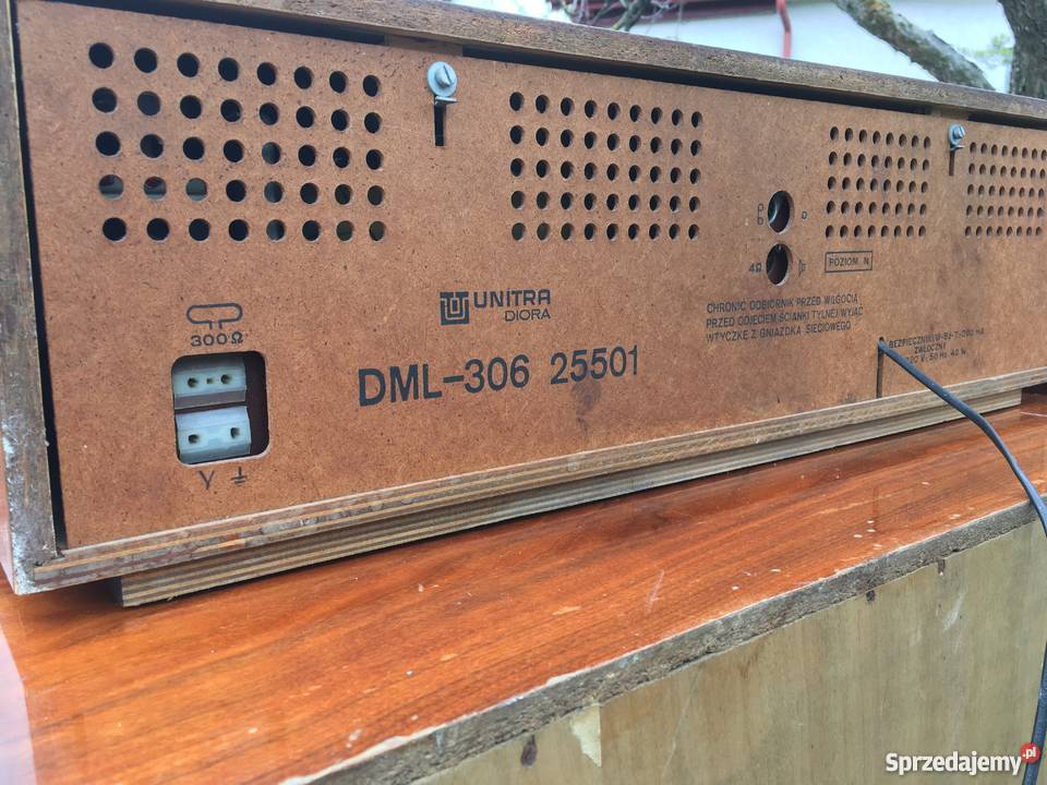 Radio UNITRA Diora Klawesyn działające stan PRL Ożarów