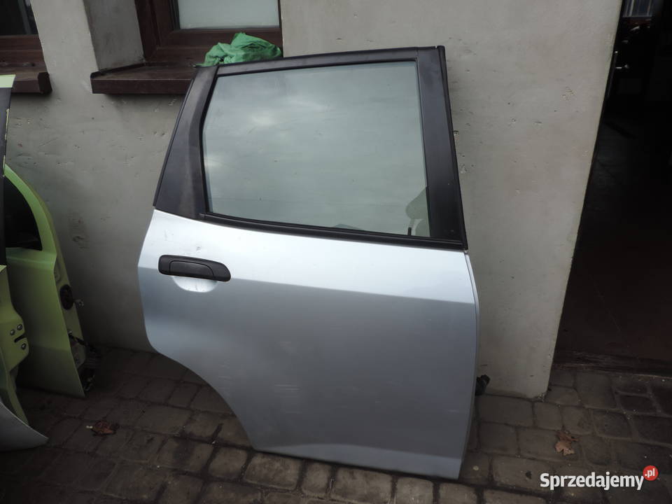 HONDA JAZZ II 02R DRZWI PRAWY TYŁ NH623M