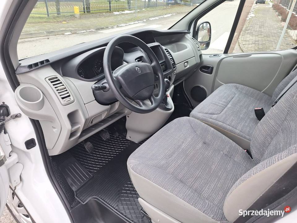 Renault Trafic 2011 20 CDTi 266 000 SERWISOWANY 1998cm3 Warszawa