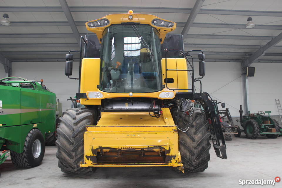 Holland CS6080 kombajn zbożowy Sokoły