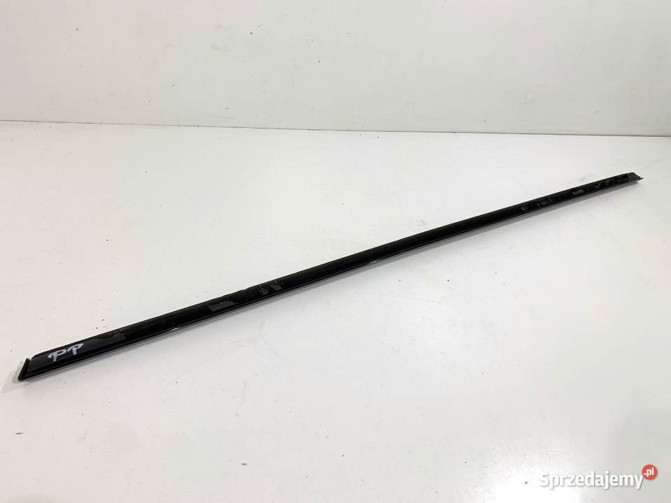 LISTWA ZGARNIAJĄCA PRZÓD PRAWY BMW F07 osobowe podkarpackie