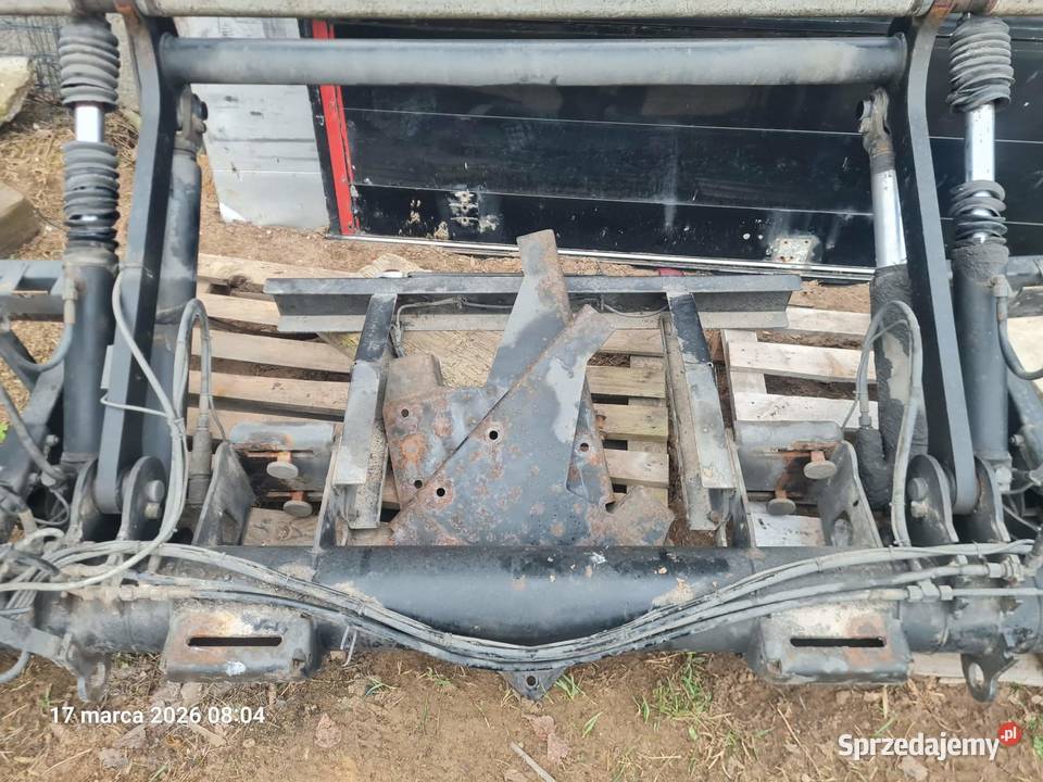 winda załadowcza z papierami