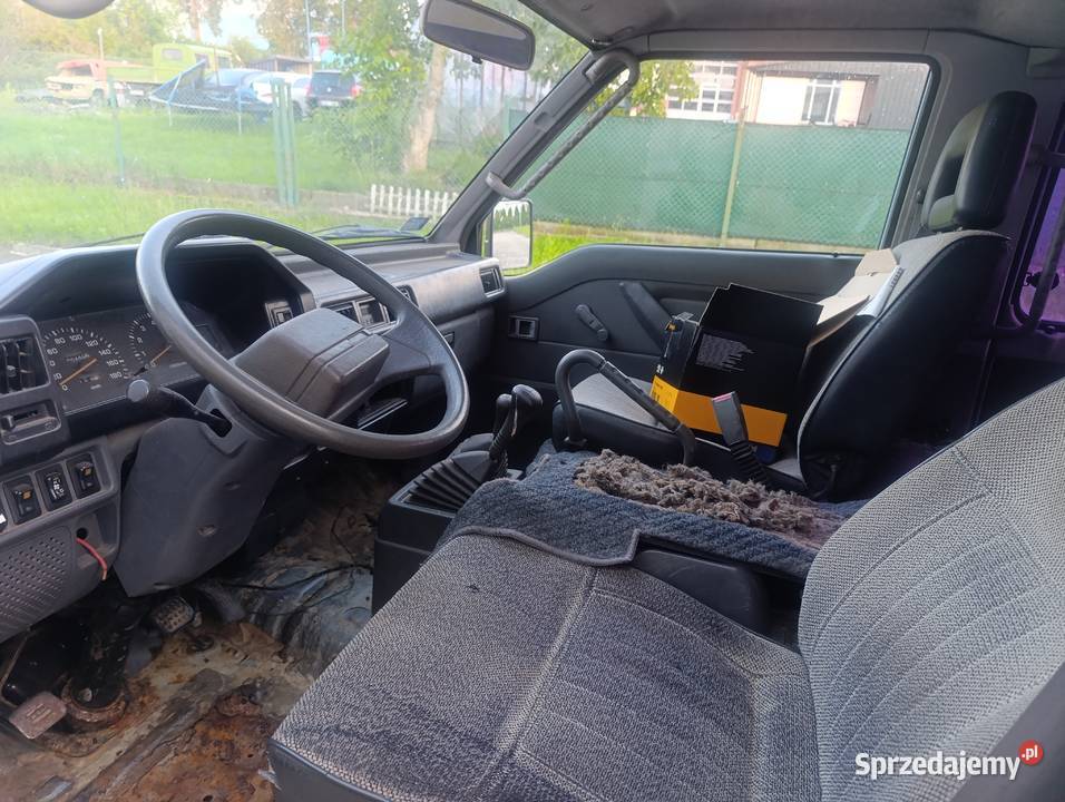 Mitsubishi L300 18 turbo benzyna 4x4 Malbork