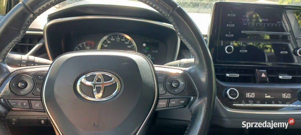 Toyota Corolla 47 netto FV23 eCVT Tempomat brązowy Gdańsk