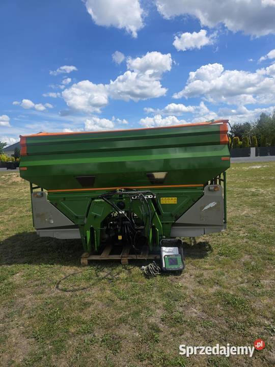 Rozsiewacz nawozów Amazone M 4200 ultra profis