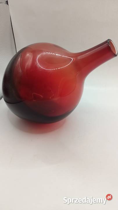 Szkło wysoki ciemno czerwony wazon Zamość