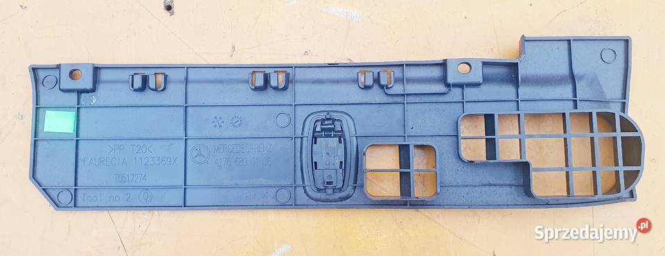 MERCEDES AKLASA W176 CLA W117 OSŁONA POD DESKĘ