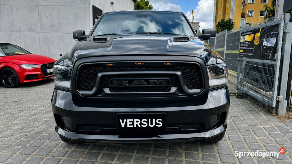 Dodge RAM 57HEMI Classic2024Przeb 8 Kamera Cof lakier metallic RAM Gdynia