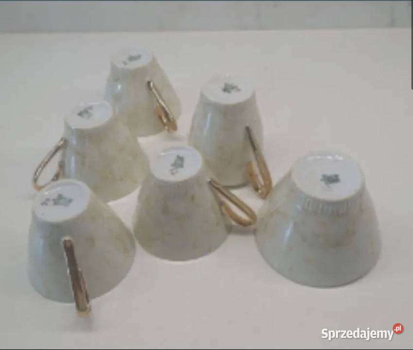 Serwis kawowy porcelana Włocławek z lat PRLu sprzedam
