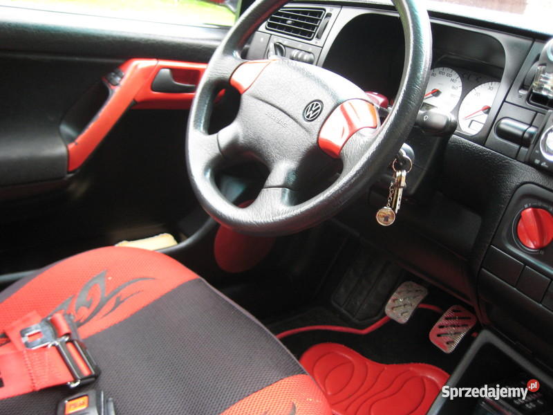 VW GOLF III CUPE 3300 Golf Kostrza