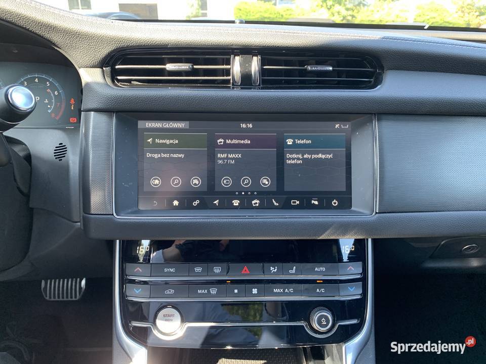 Jaguar XF 20 300 2019 Benzyna 4/5 Kraków
