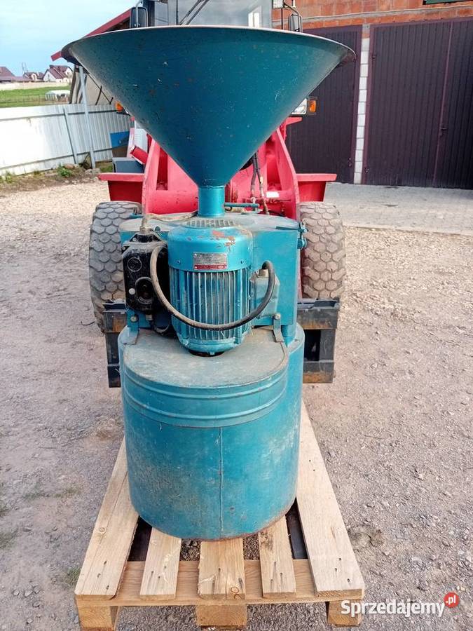 Śrutownik 3kw Z zasobnikiem z Niemiec Pozostałe Starachowice
