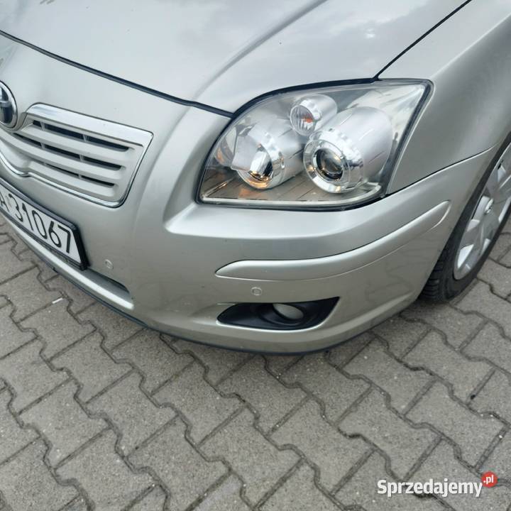 Toyota Avensis salon polska Toyota Warszawa