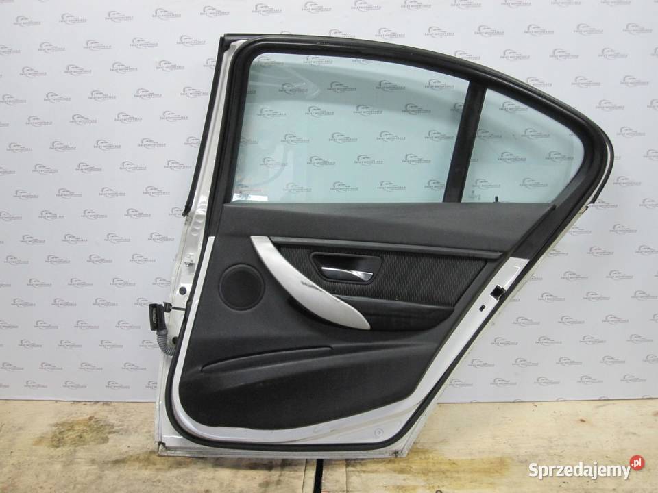 BMW F30 12r drzwi prawe tył Drzwi