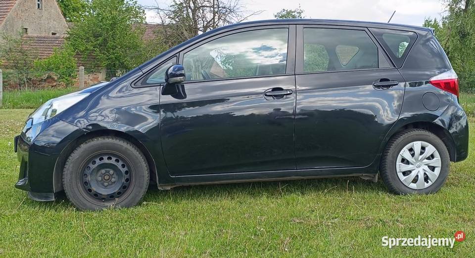 Toyota Verso S nieuszkodzony Koźla
