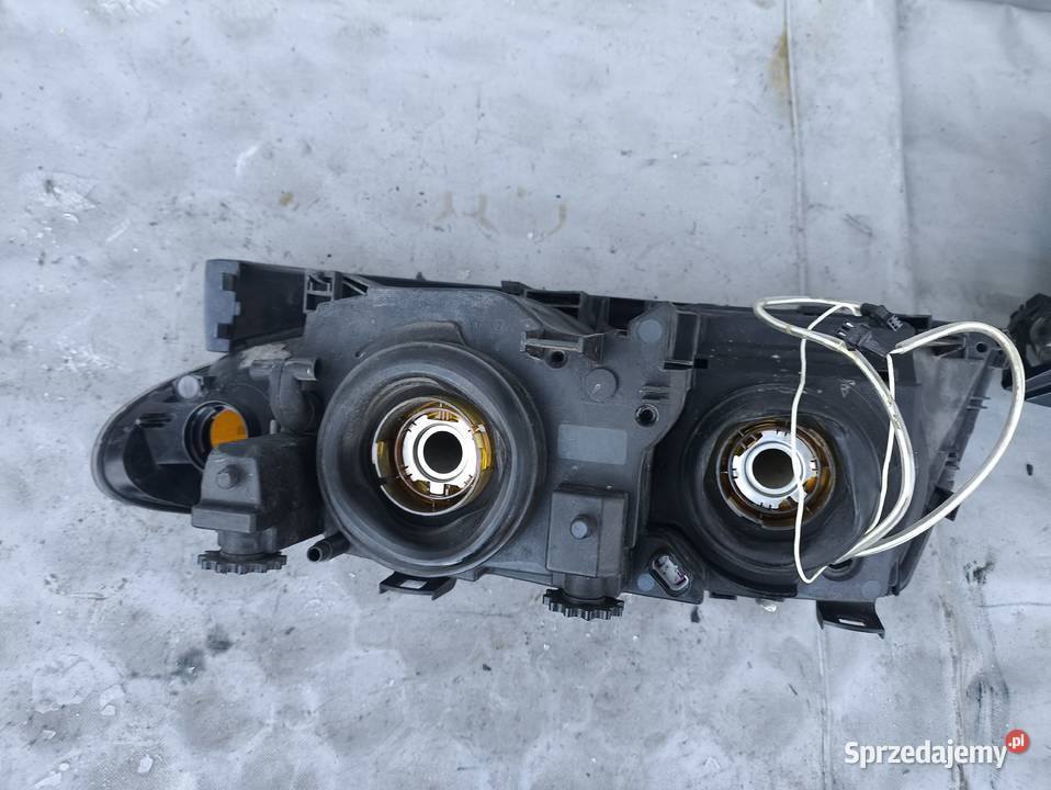 BMW E46 LIFT FL LAMPA PRZEDNIA LEWA PRAWA RINGI Radom