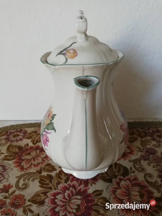 Duży porcelanowy kwiatowy stary dzbanek ecru Gorlice