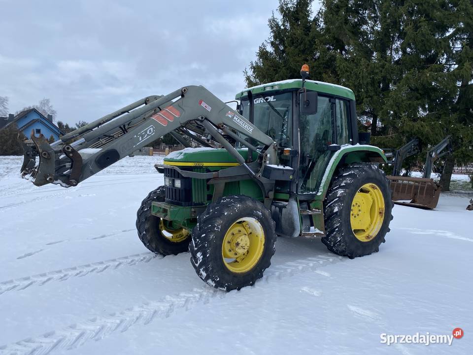 John Deere 6110