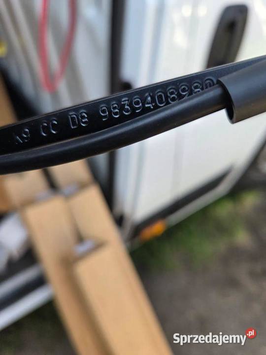 Lewe ramie wycieraczki Peugeot Rifter 9839408980
