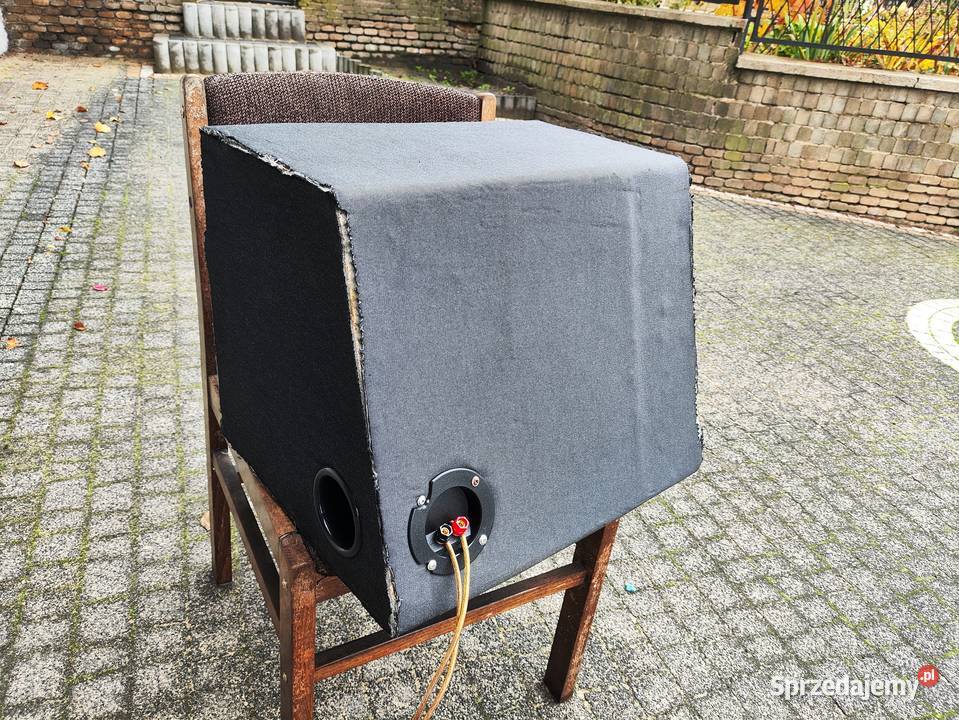 Skrzynia basowa bassowa tuba subwoofer JBL P1222 skrzynie basowe i tuby Niegowonice sprzedam