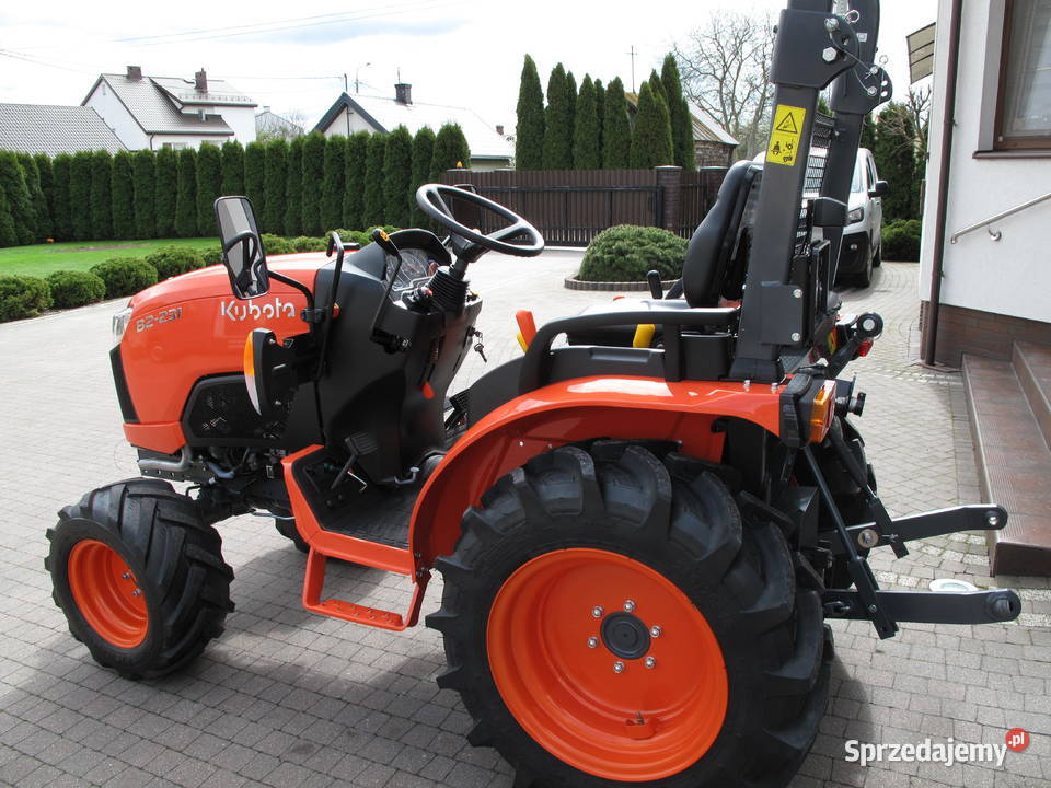 Mini Traktorek Kubota B2231 4X4 23 Ogrodniczy Międzyrzec Podlaski