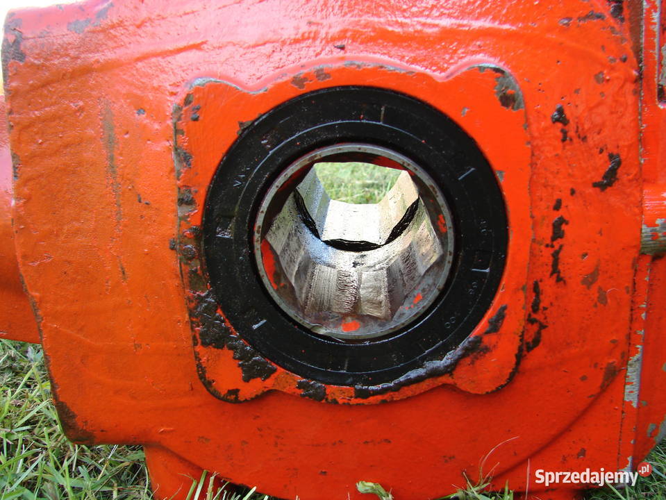 Przekładnia kątowa WOM do maszyny rolniczej Starogard Gdański