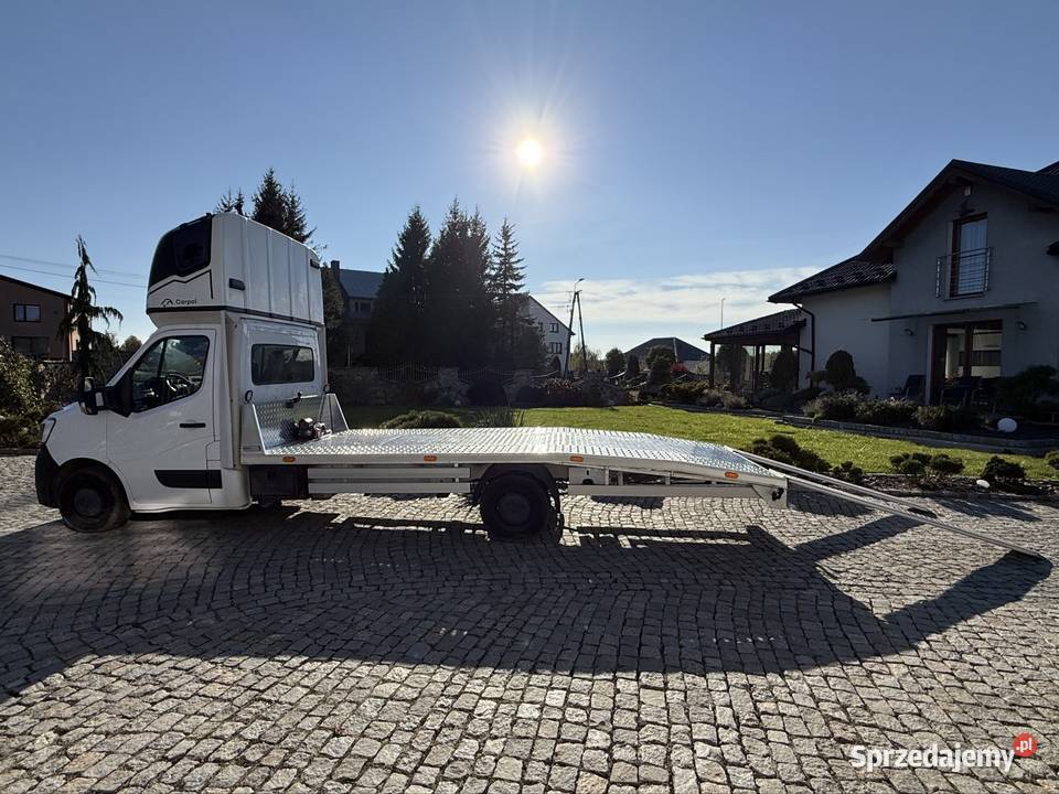 Zabudowa laweta pomoc drogowa Renault master Kielce sprzedam