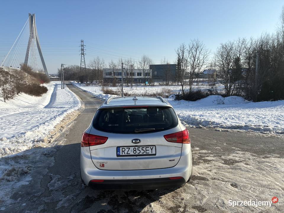 Kia Ceed 16 CRDi M manualna