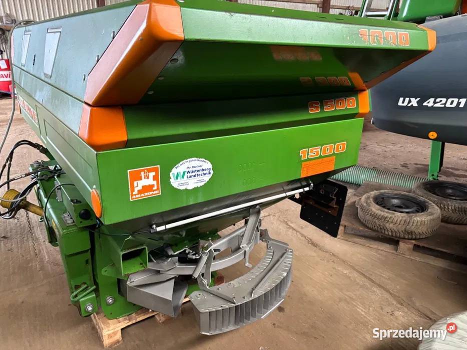 Rozsiewacz nawozu Amazone M Profis 2500 z wagą Janów