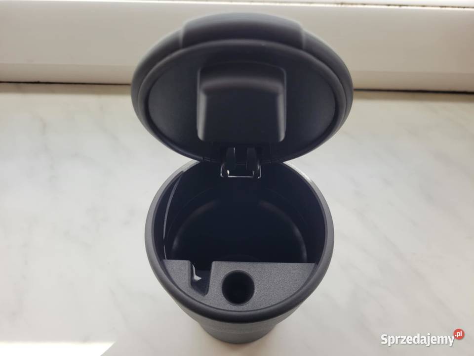 AUDI OE SCHOWEK POPIELNICZKA 83A857951 osobowe Popielniczki Frampol